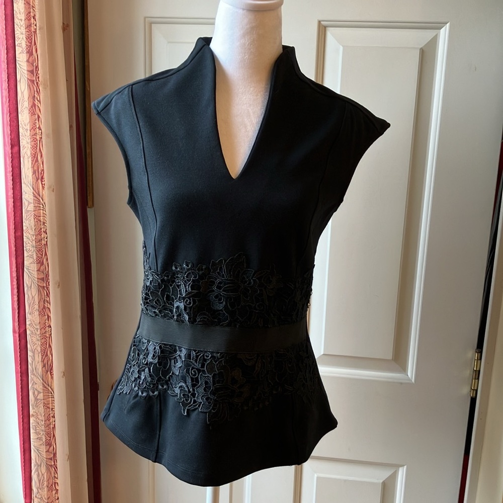 7th Avenue Design Studio Sleeveless Black Top - Picture 2 of 10
